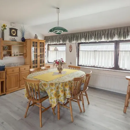 Family Nakiteya Apartamento