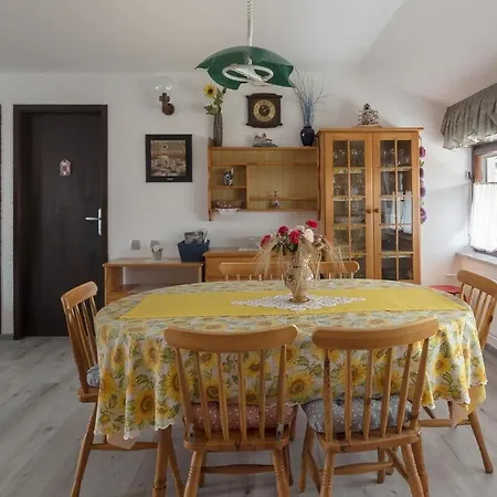 Family Nakiteya Apartamento *