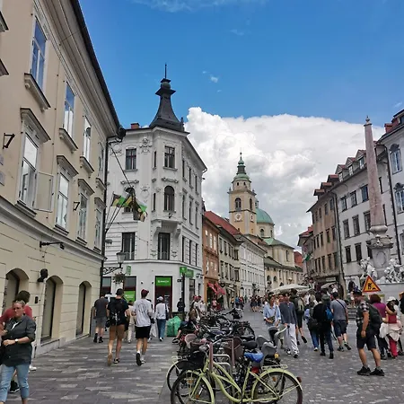 Family Nakiteya Apartament