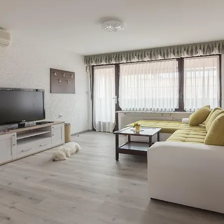 Family Nakiteya * Lublana