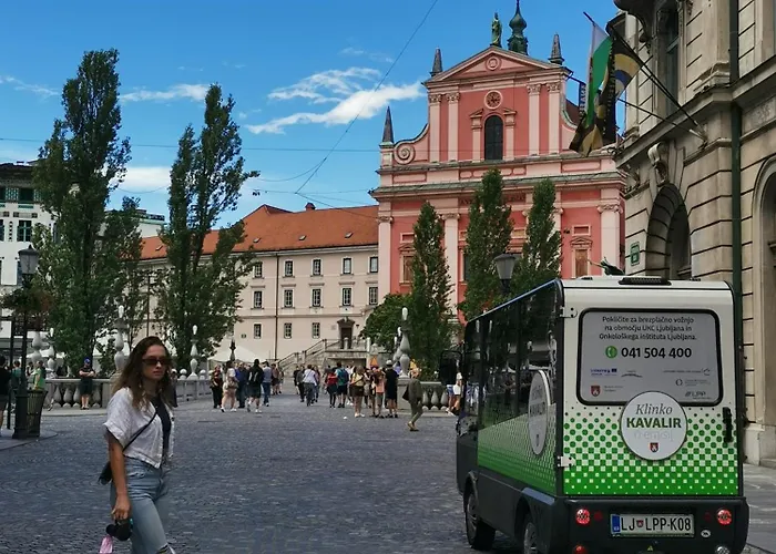 Family Nakiteya * Ljubljana