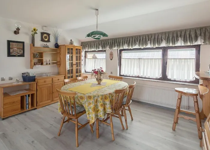 Family Nakiteya アパート