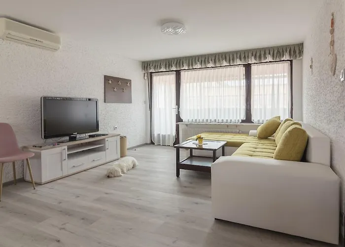 Family Nakiteya * リュブリャナ