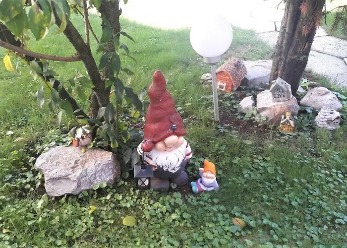 アパート Family Nakiteya *