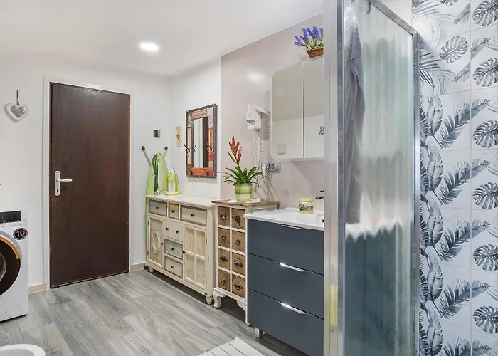 Family Nakiteya アパート